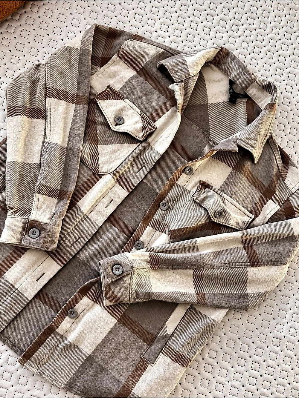 Women’s Garage Plaid Shirt Jacket in Brown & Beige